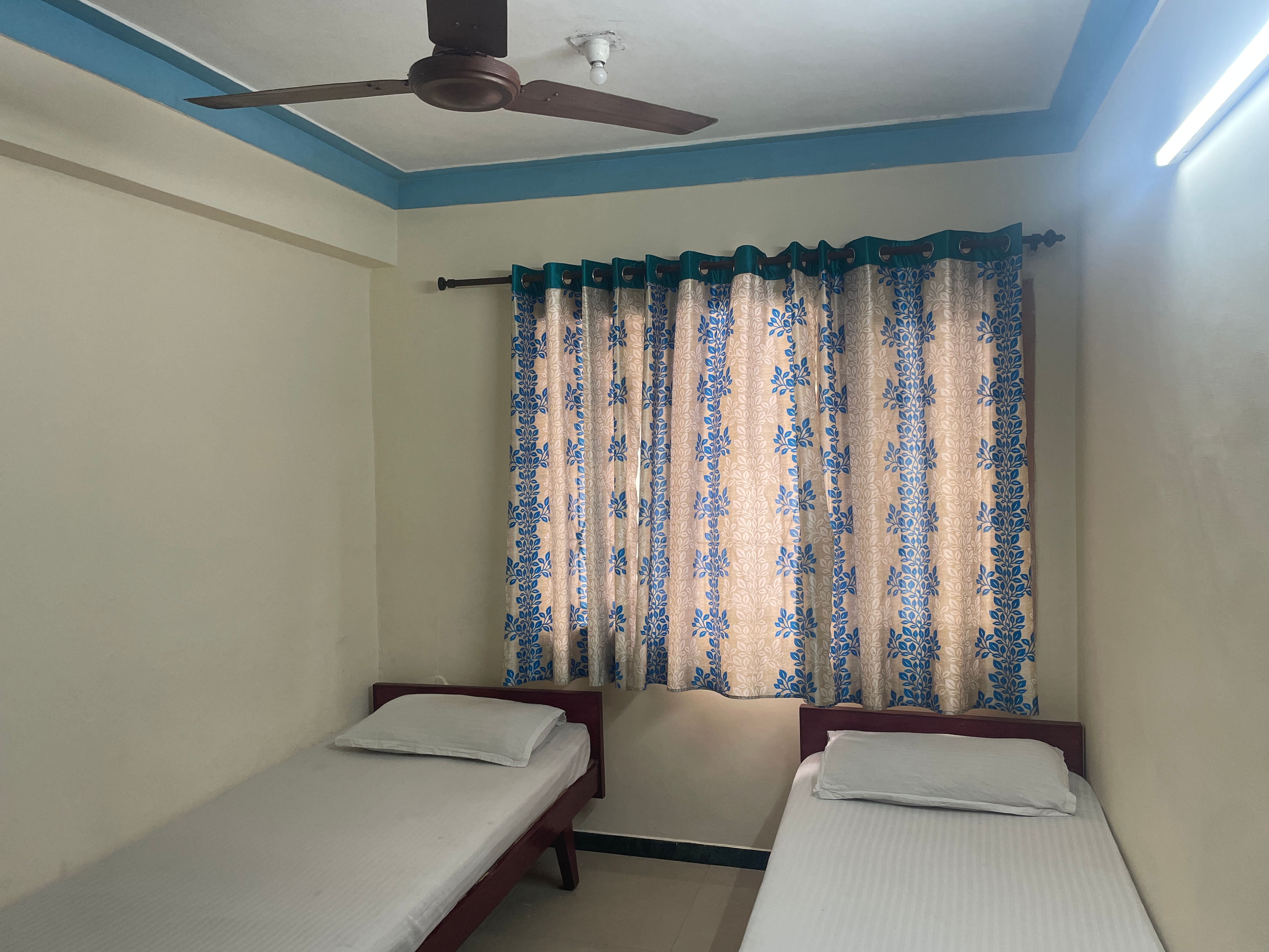 Hotel Aishwarya Rest - Tap to explore photos