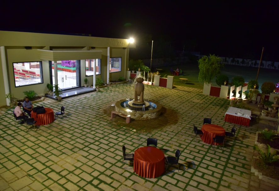 Hotel Rajmohan Palace @ AB Road, Gwalior - Tap to explore photos