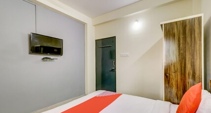 Hotel O The Crown Inn Room Type - Classic