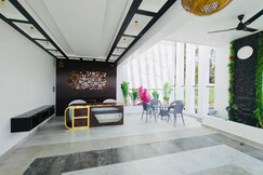 Adeeshy Mountain Manor