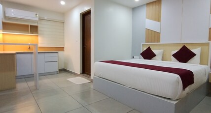 City Center B R Residency Room Type - King Suite Room