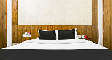 Hotel O Sector 52 Gurgaon Room Type - Classic