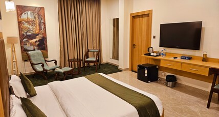 Labels Hotel Room Type - Suite Room