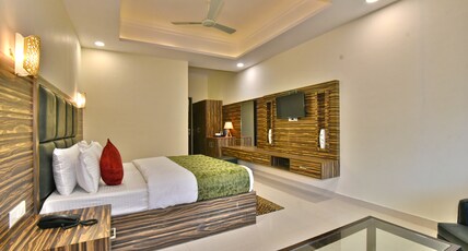 Hotel Comfort Court Dalhousie Room Type - Deluxe Room without Balcony