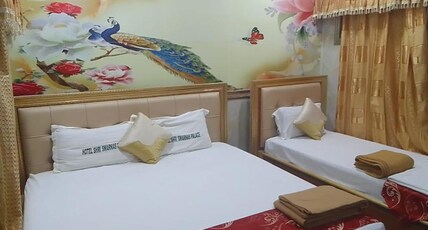 Hotel Shri Swarna's Palace Room Type - Executive Triple AC Room
