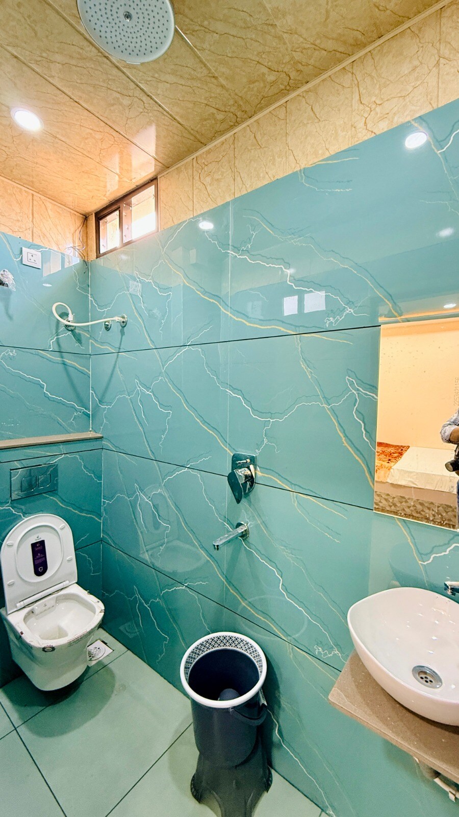Kiaan Homestay - Tap to explore photos