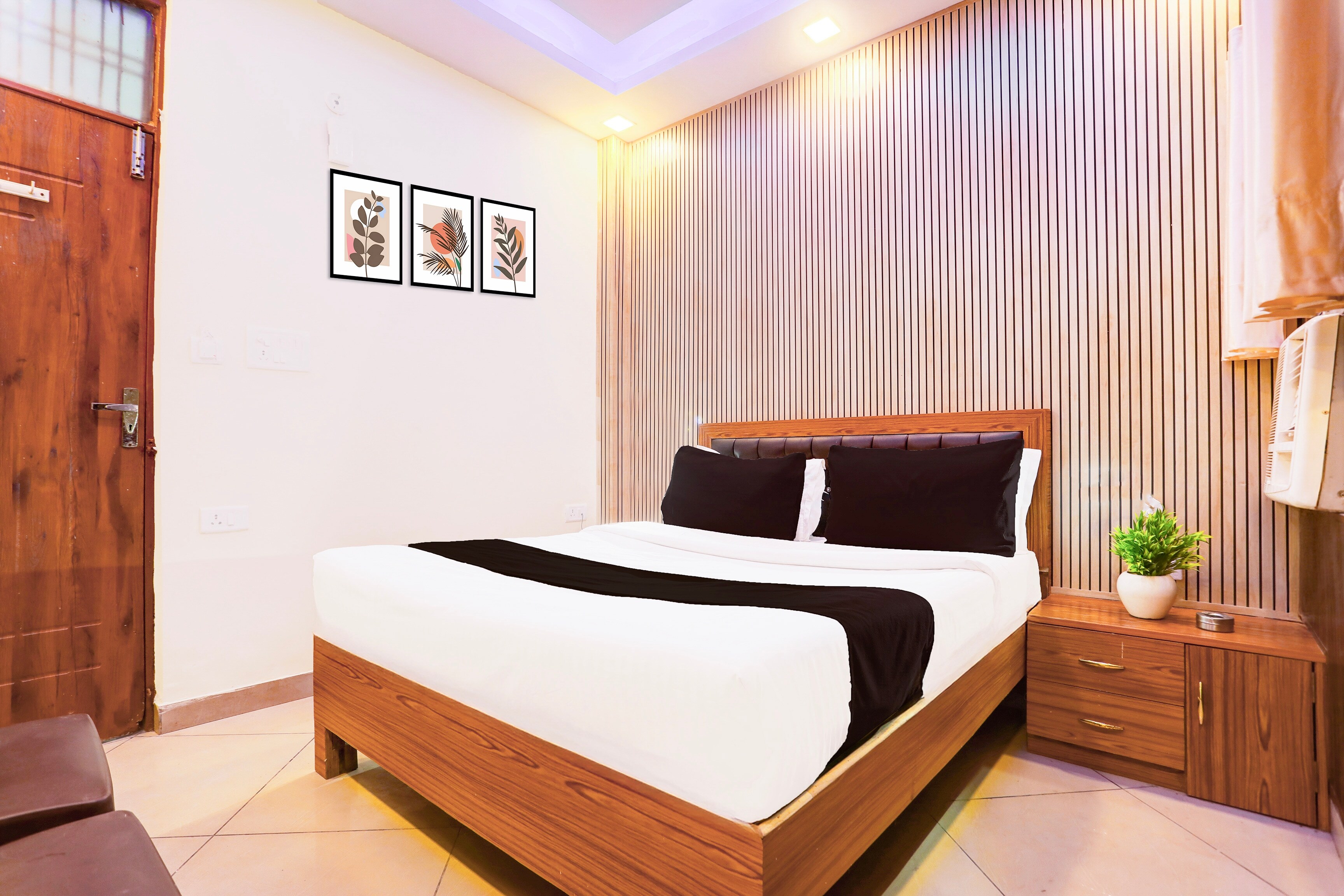 Super Hotel O Blue Stone - Tap to explore photos