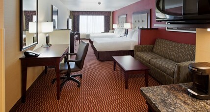 Holiday Inn Express and Suites Great Falls Room Type - 2 Queen Suite Comm Mobil Access Tub