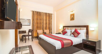 Amitabh Guest House Room Type - Deluxe