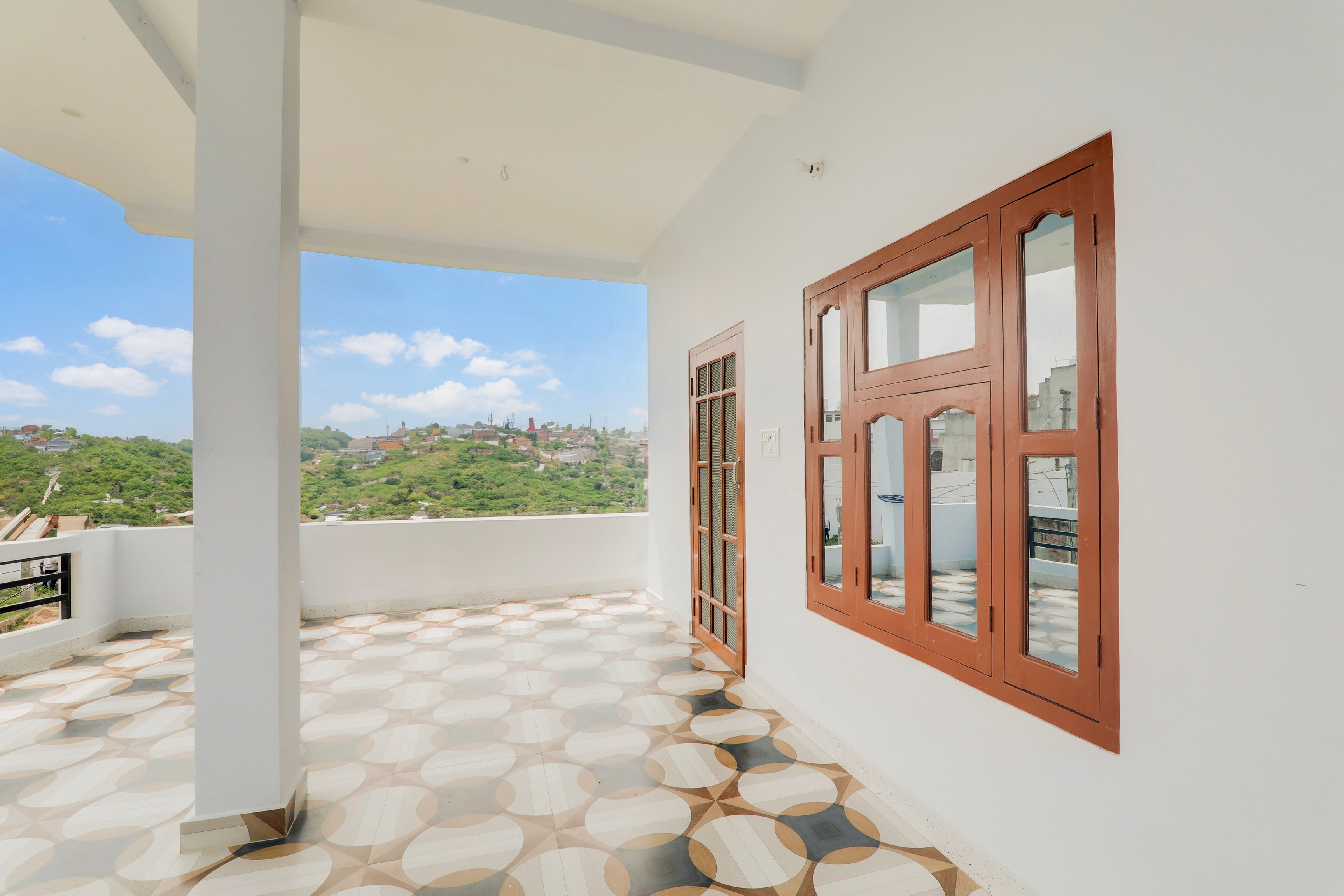 Hotel O Shristi Home Stay - Tap to explore photos