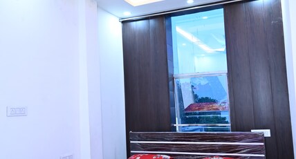 Shanti palace and restaurant Room Type - NON AC ROOM COMMON BATHROOM 