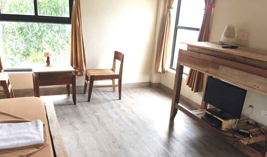 Golden Vintage Residency| Rooms & Guided Treks - Tap to explore photos