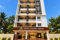 Address of Hotel Golden Arrow