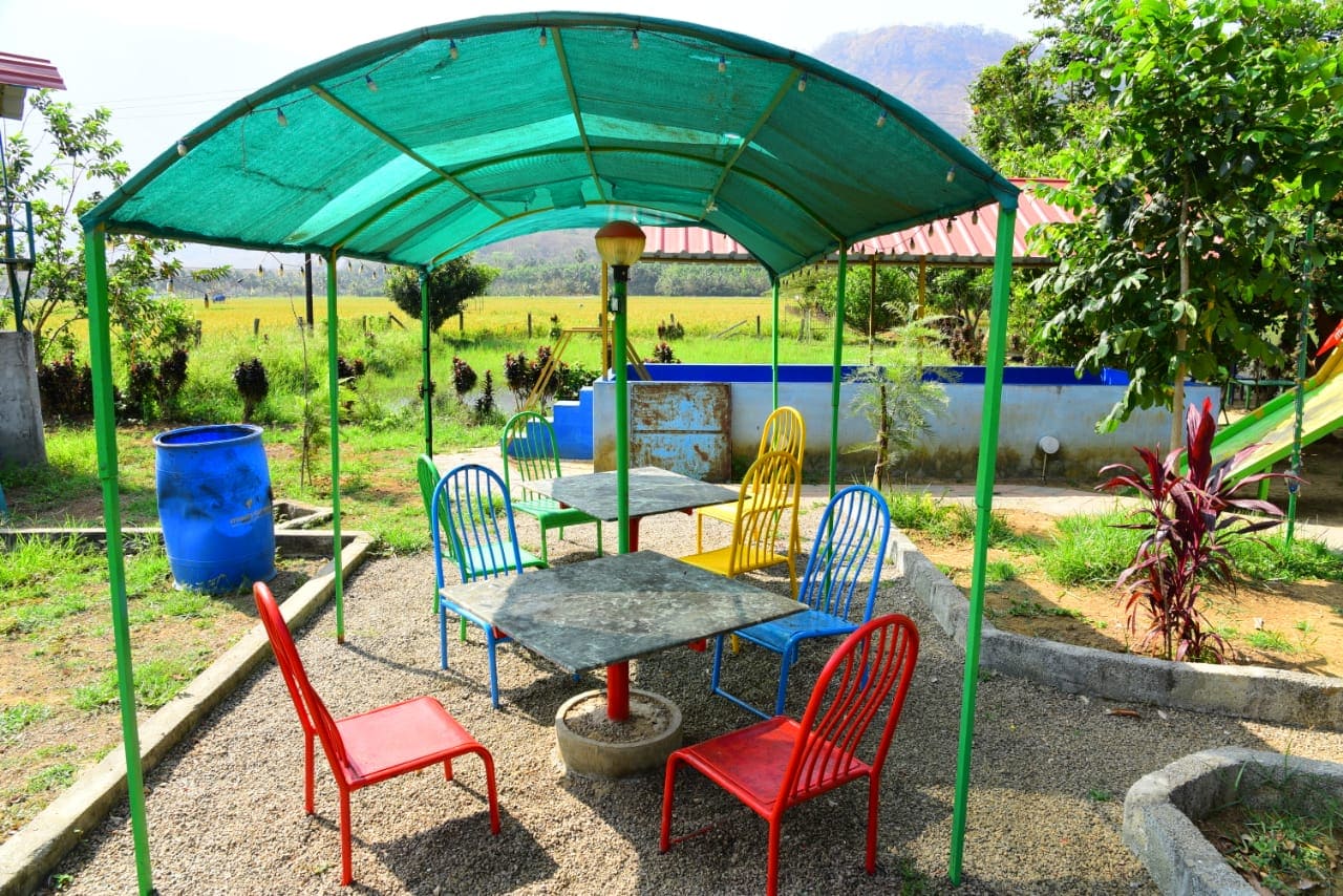 Hill View Homestay - Tap to explore photos