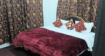 IZUM RETREAT Room Type - Bedroom 2