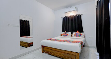 FabHotel Crystal Bay Baga Room Type - Deluxe Room