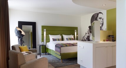 Hotel Indigo - Dusseldorf - Victoriaplatz Room Type - Premium Room