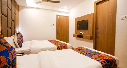 Hotel Atithi Residency - Near International Airport Mumbai Room Type - Deluxe Twin Room