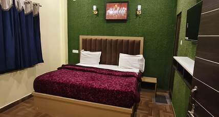 New divine inn Room Type - Bedroom 10