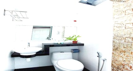 Hotel O Vince Villa Room Type - Premium Suite room