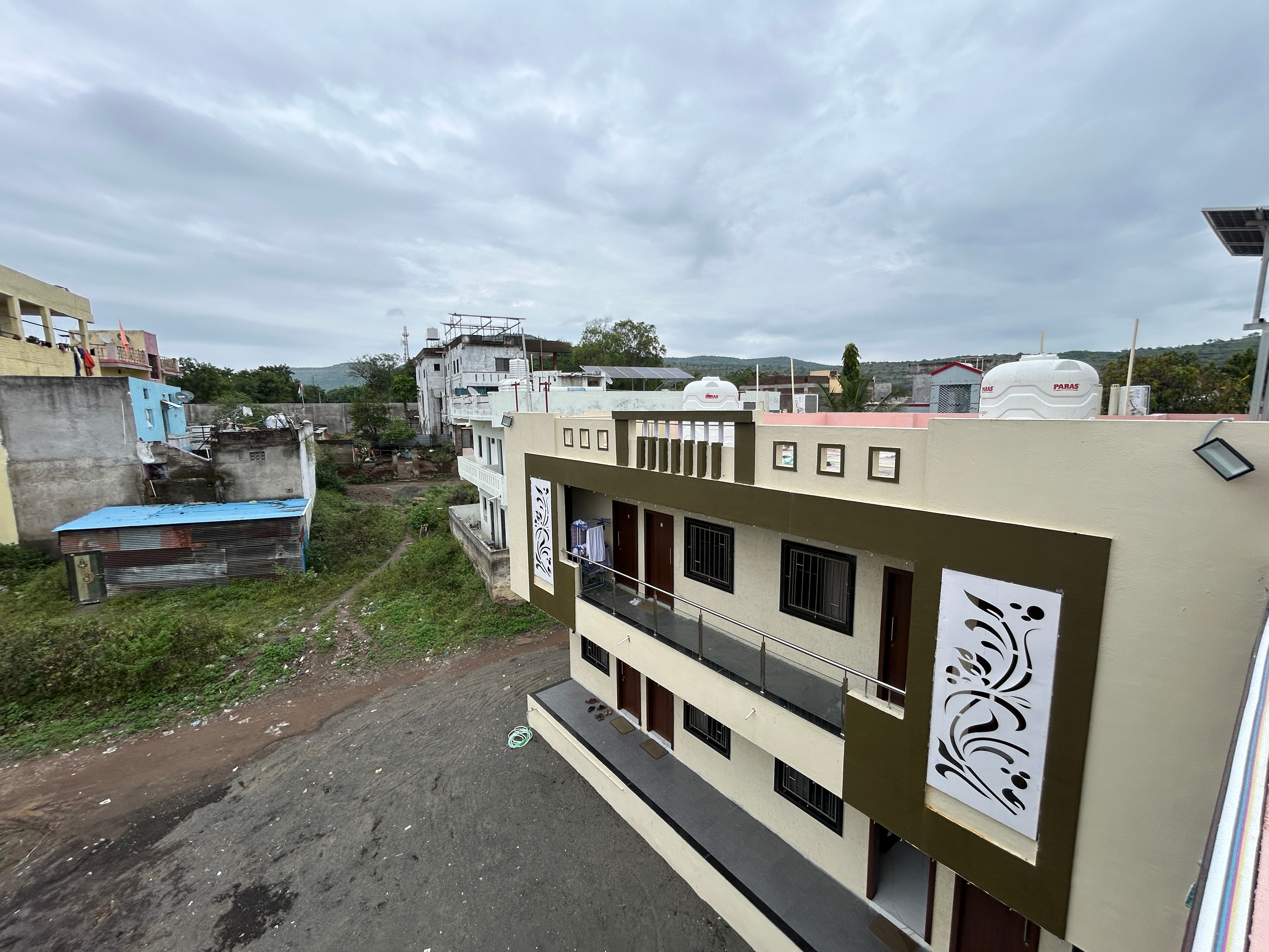 Moreshwar Pride & Residency - Tap to explore photos