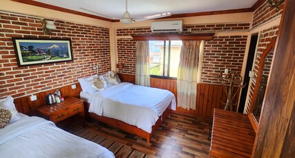 Kiwi Backpackers Hostel Room Type - Deluxe Twin Room