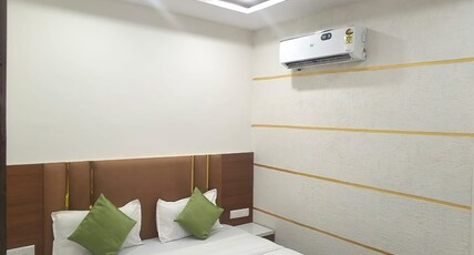 Hotel Regal Room Type - Deluxe Room