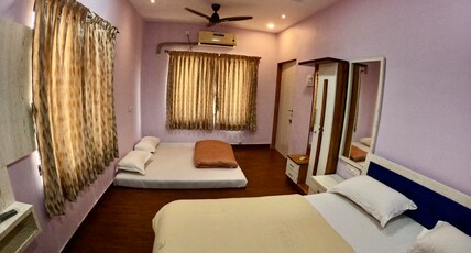 GOLDEN BLISS RESORT Room Type - Twin Room