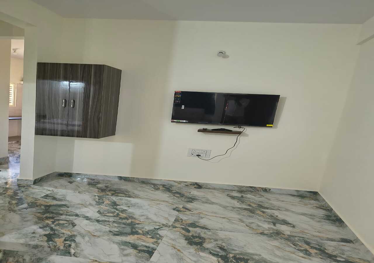 Symphony Suites Homestay - Tap to explore photos