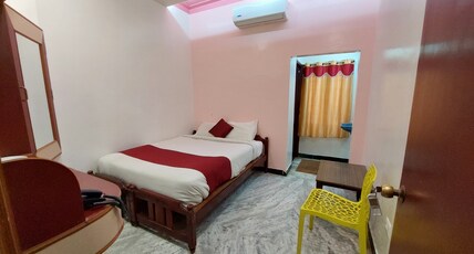 Aira Park Hotel Room Type - A/C DELUXE ROOM