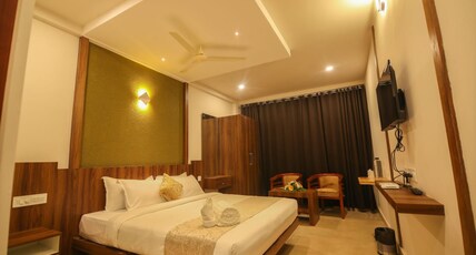 Ariat Avenue Room Type - EXECUTIVE NON AC