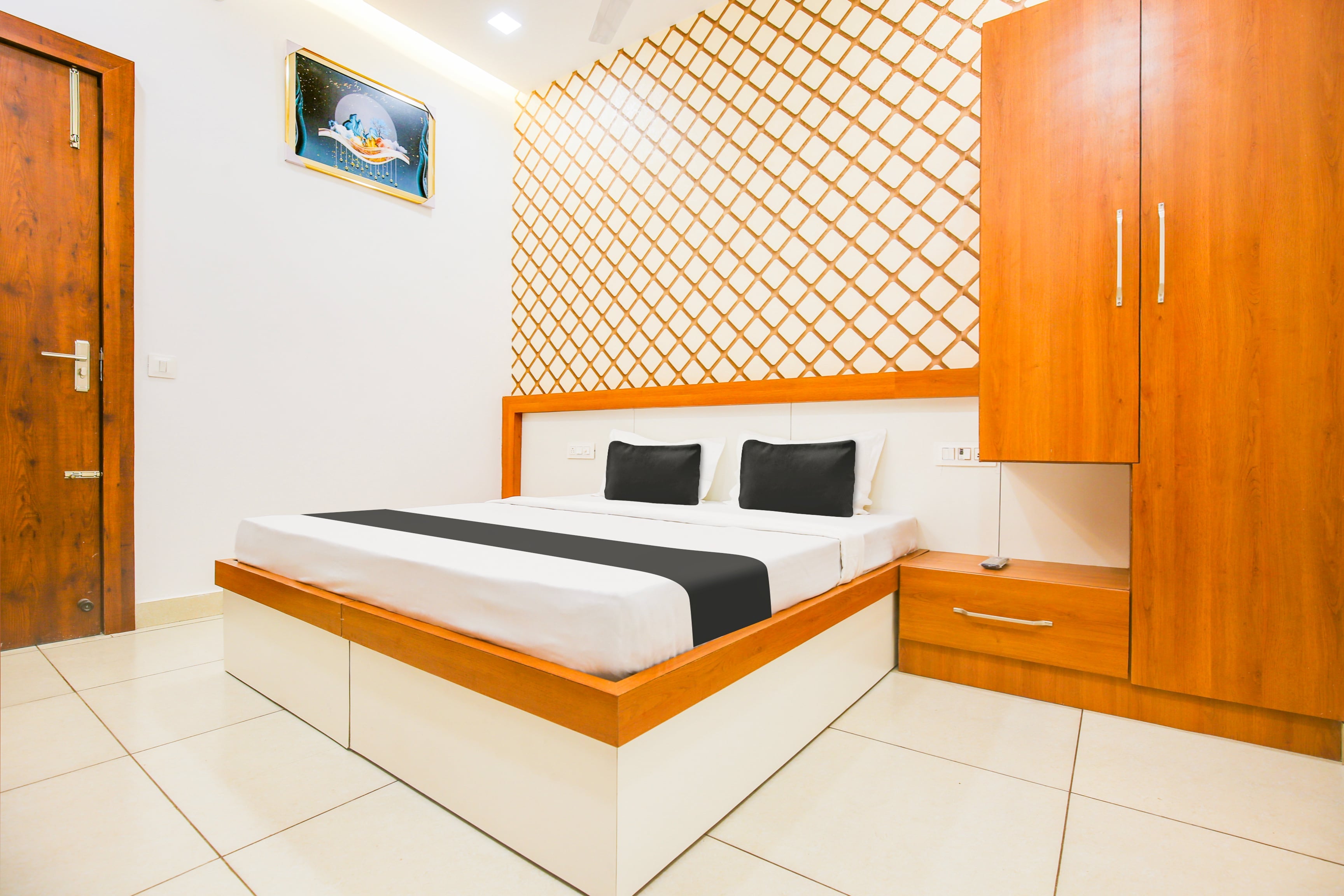Hotel O Quilon Residency - Tap to explore photos