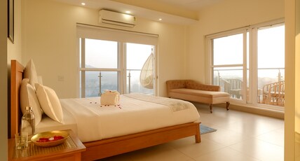 Ganga Anubhavan - Luxe Rooms @ GangaVatika Room Type - Agni with Ganga View and Balcony