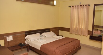Hotel Megharaj Room Type - Non AC Room (double)