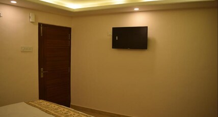 HimCasa  A Unit of Hotel Vikrant Room Type - Deluxe