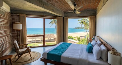 OSTEL Auroville Room Type - Deluxe private Room (Sea View)