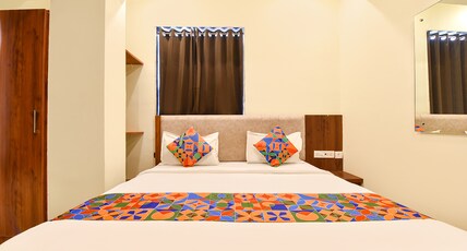 FabHotel Anand Palace Room Type - Premium Room