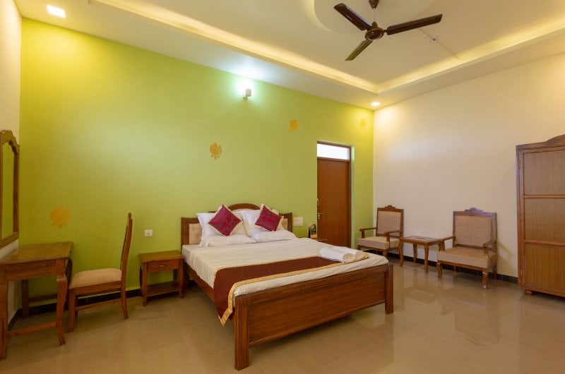 KSTDC Hotel Mayura Krishna Almatty - Tap to explore photos