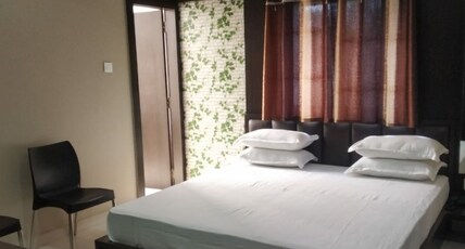 Shri Uttam Palace Room Type - Platinum Room AC