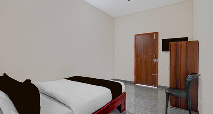 Hotel O Sadaramangala Lakeview Bangalore Room Type - Classic