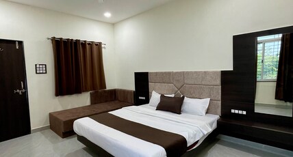 Tekri farms and retreat Room Type - Triple suite