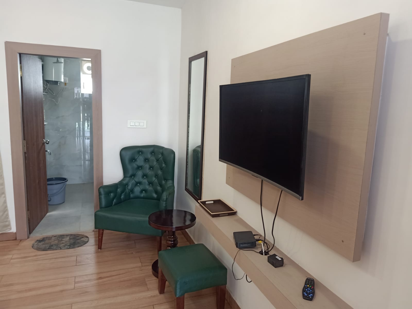 The Mayfair - Tap to explore photos