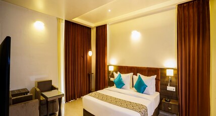 SHRI AAMANTRAN RETREATS Room Type - Deluxe Room