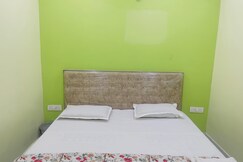 Newly constructed Private Spacious Goodvibes only