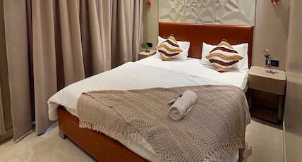 Town Central Mall Room Type - Town Central Mall