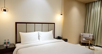 Hotel Solitaire Room Type - Superior Room
