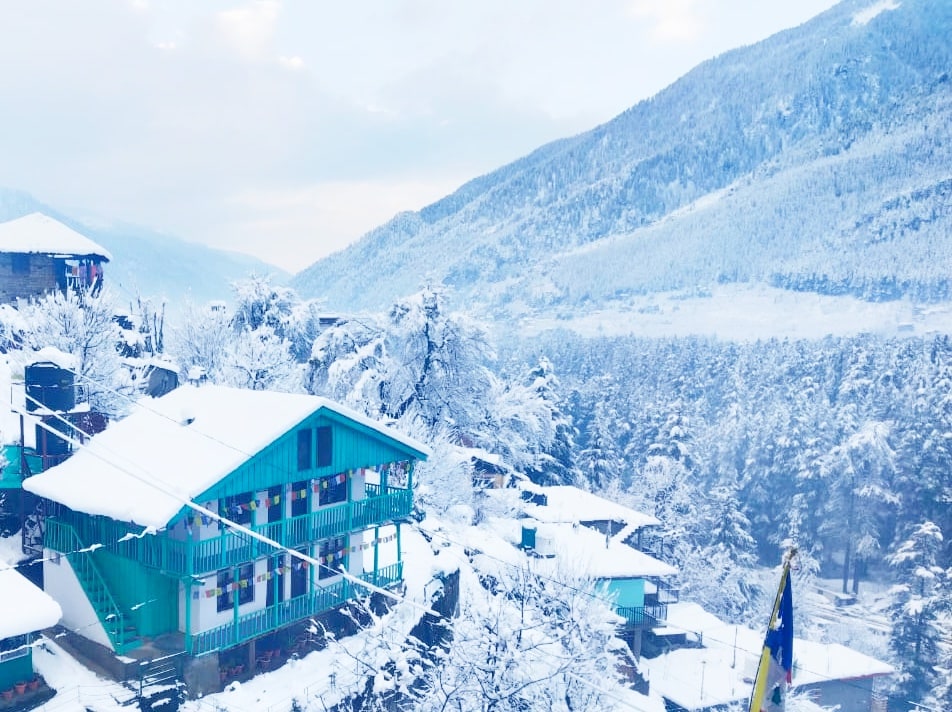 Cupidtrails Himalayan Castle | Rooms & Wi-Fi - Tap to explore photos