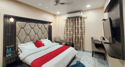 Riverdale Stays Haridwar - By Veda ( Near Shantikunj Ashram ) Room Type - Deluxe Room