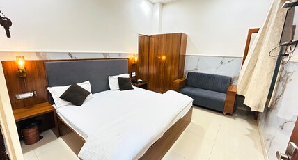 HOTEL R.C. INN Room Type - Deluxe Room HOTEL R.C. INN Room Type - Deluxe Room