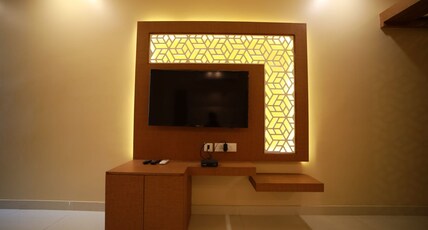 Hotel Neerja Inn Room Type - Luxury Room